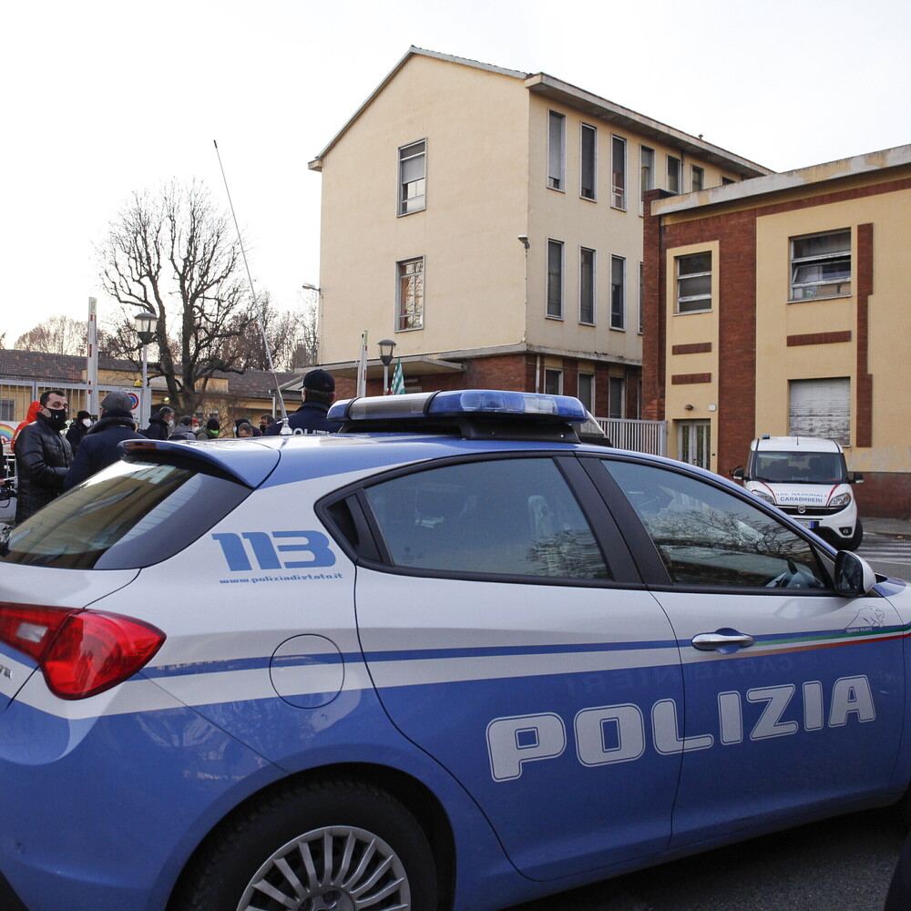 Accoltella il padre con un machete, arrestato 17enne a Quartu Sant’Elena