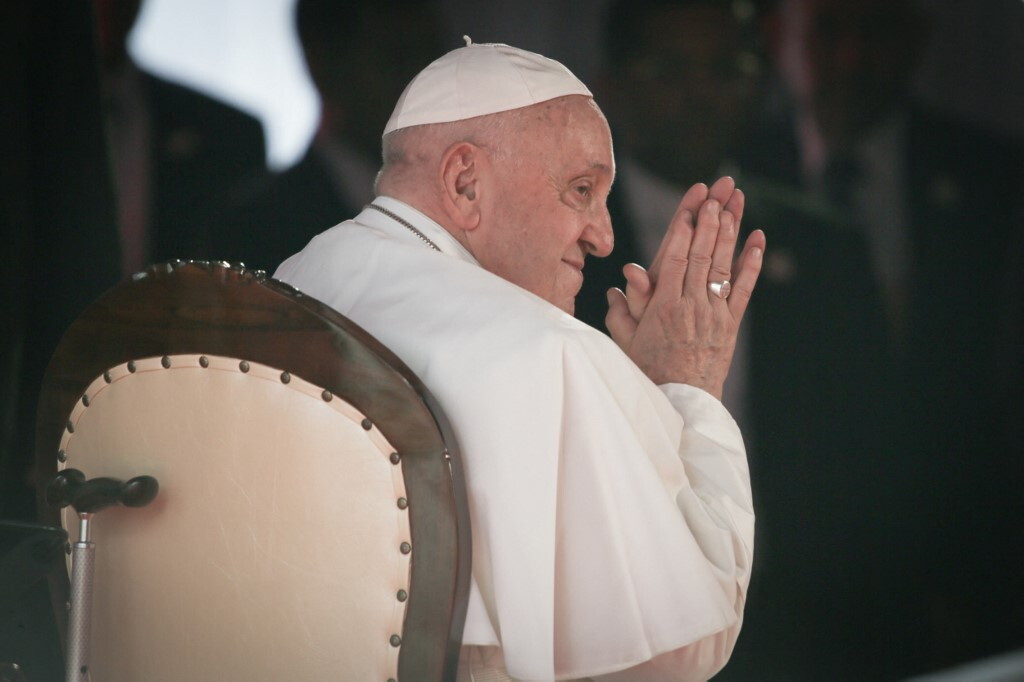 Papa Francesco in Moschea di Giacarta: unità tra cristiani e musulmani contro il fondamentalismo