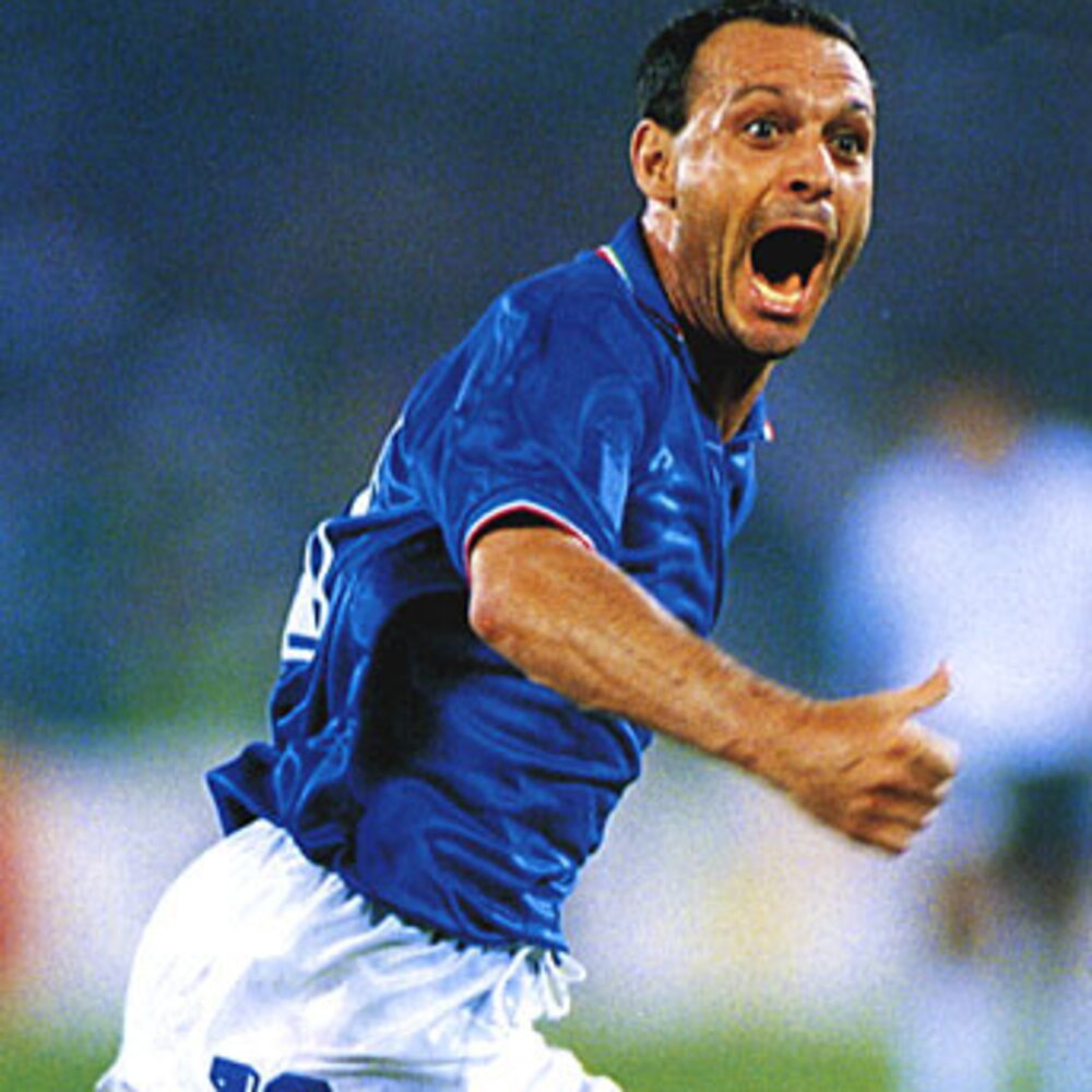 Calcio, Toto' Schillaci in miglioramento: aggiornamenti dalle cure a Palermo