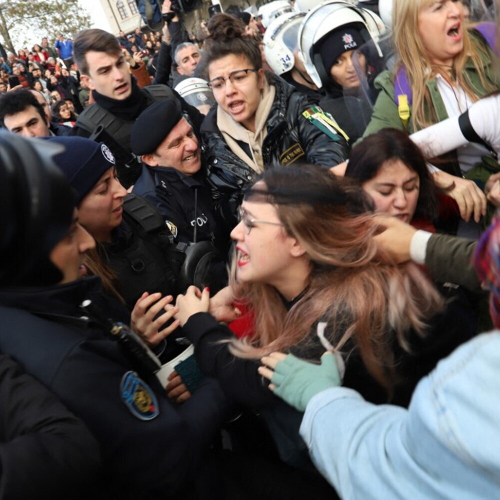 Emergenza femminicidi in Turchia, le critiche al governo Erdogan aumentano