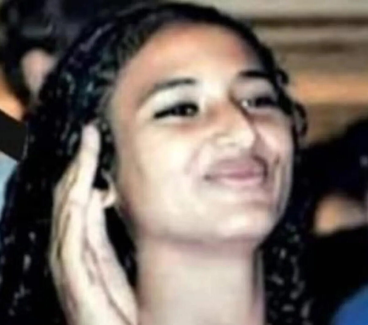 Quindicenne suicida a Enna, indagini su cellulari di compagni di scuola per bullismo e revenge porn