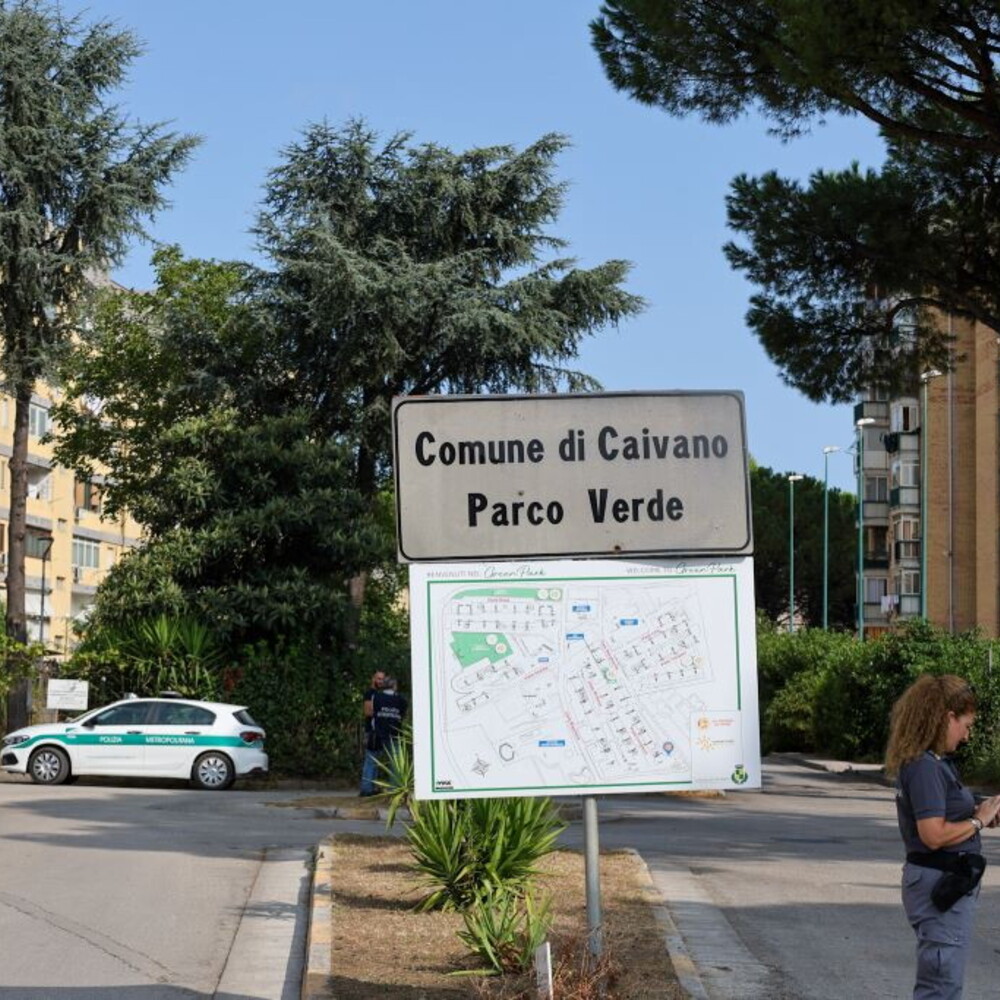 Maxi blitz al Parco Verde di Caivano: sgomberate 36 case abusive occupate