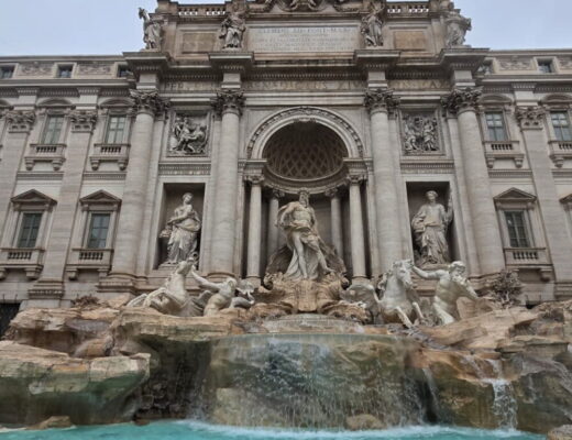 Riapertura della Fontana di Trevi dopo i lavori: novità e accesso limitato a 400 persone