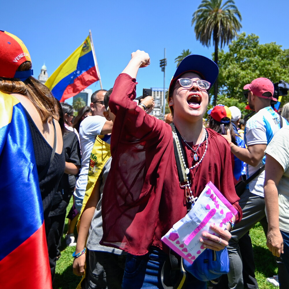 Tensione in Venezuela per la presidenza di Maduro: manifestazioni e repressione in corso