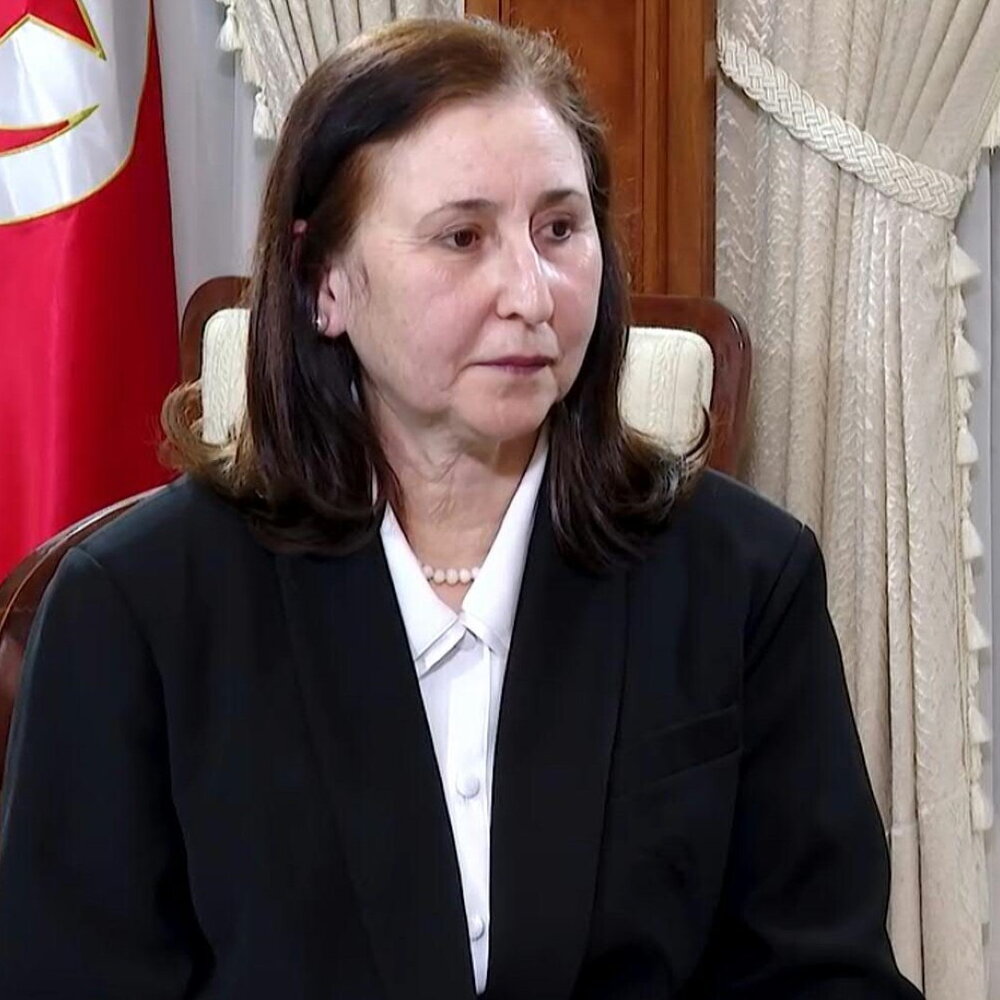 Sarra Zaafrani Zenzri è la nuova premier della Tunisia: la seconda donna nella storia del paese