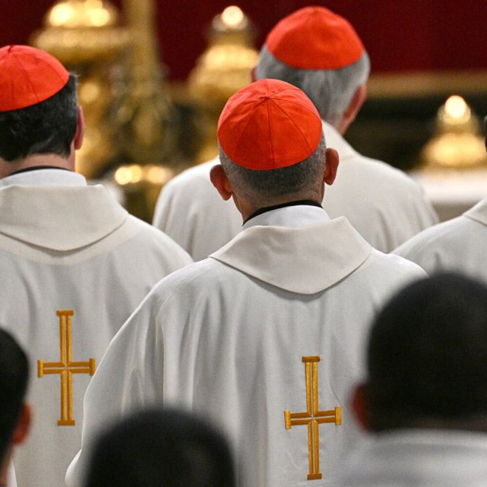 Anche i laici giurano al segreto del Conclave per evitare la scomunica