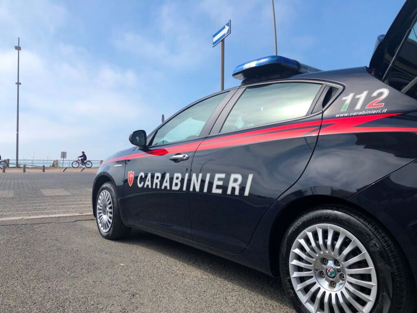 Arrestato 18enne per omicidio benzinaio ad Ardea: confessione e ritrovamento dell'arma