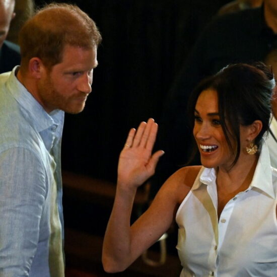 Harry e Meghan potrebbero cambiare cognome in Spencer per evitare problemi burocratici con la famiglia reale