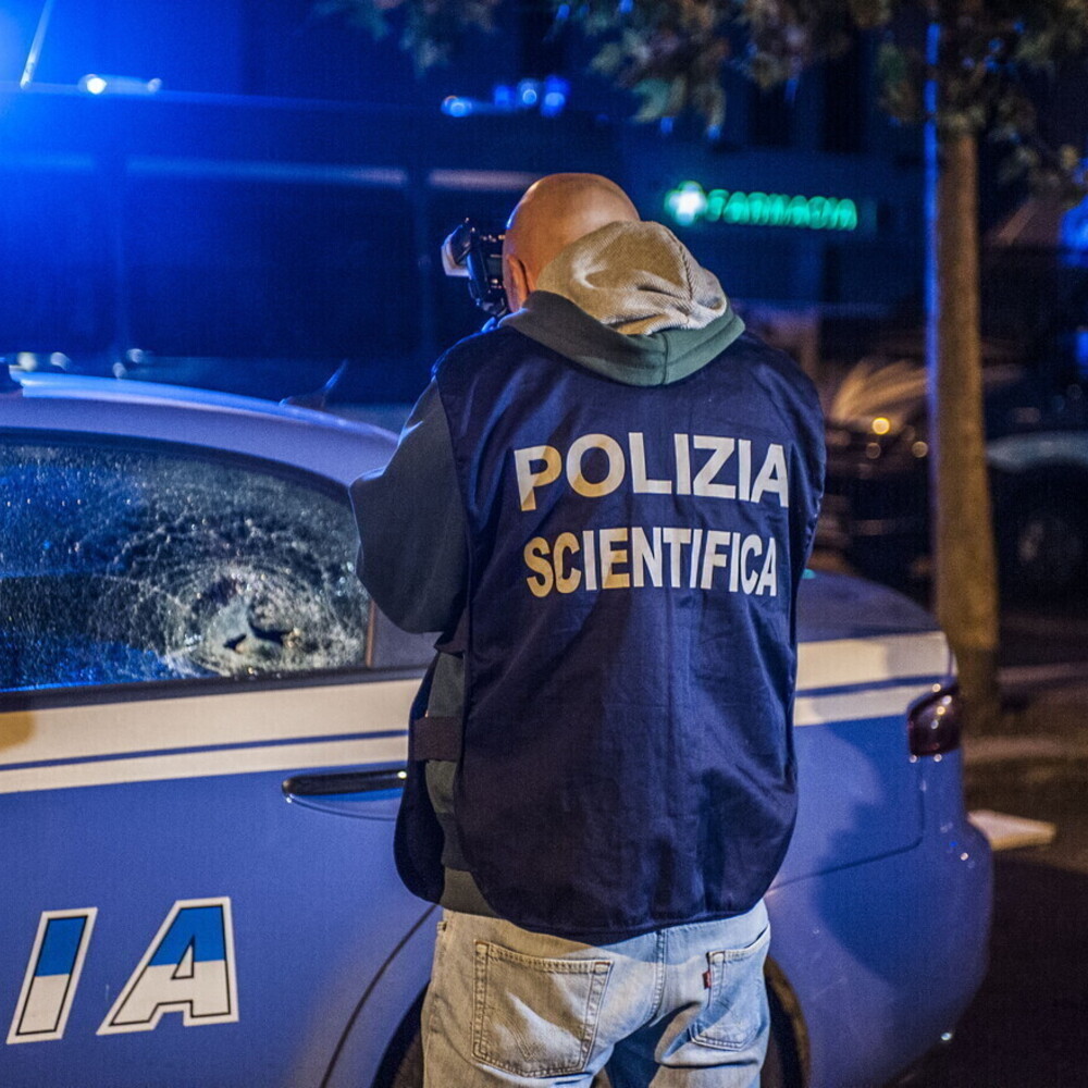 Modena, cadavere di un giovane trovato in un canale: indagini in corso