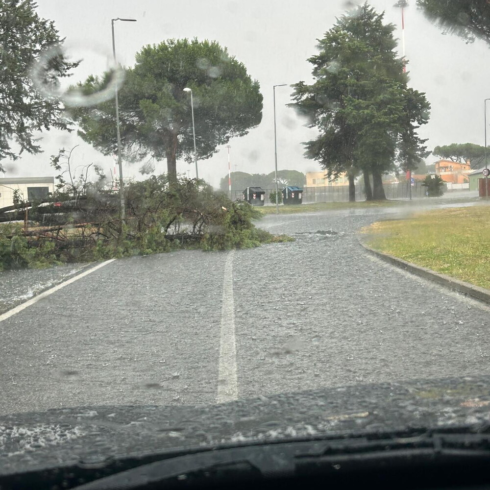 Bomba d'acqua a Frosinone e nubifragi in Piemonte: danni e interventi dei vigili del fuoco