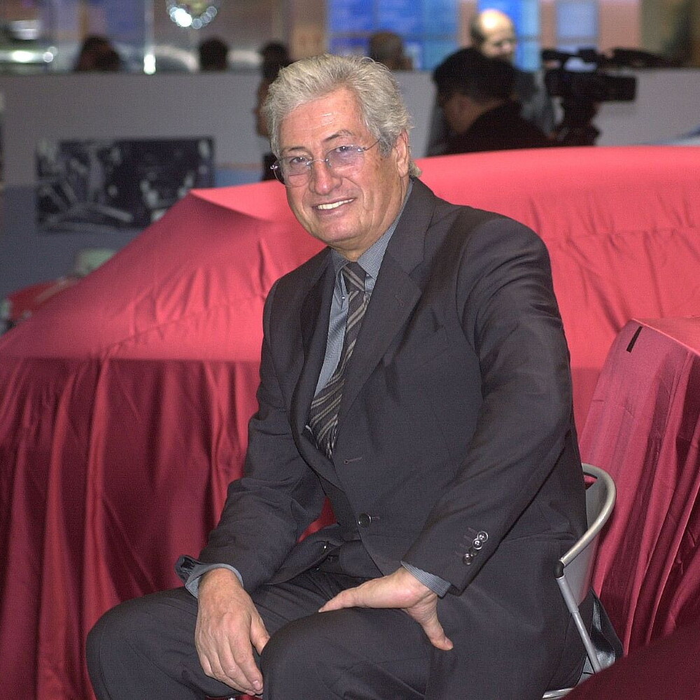 Giorgetto Giugiaro ferito in un incidente stradale in Sardegna trasportato in elisoccorso