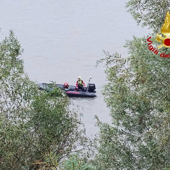 Auto finisce nel Po a San Benedetto Po: muoiono due vedovi di 78 anni