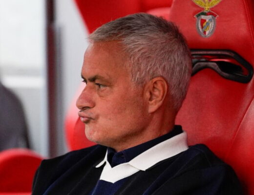 Mourinho lascia il Fenerbahce: contratto risolto dopo l’eliminazione in Champions col Benfica