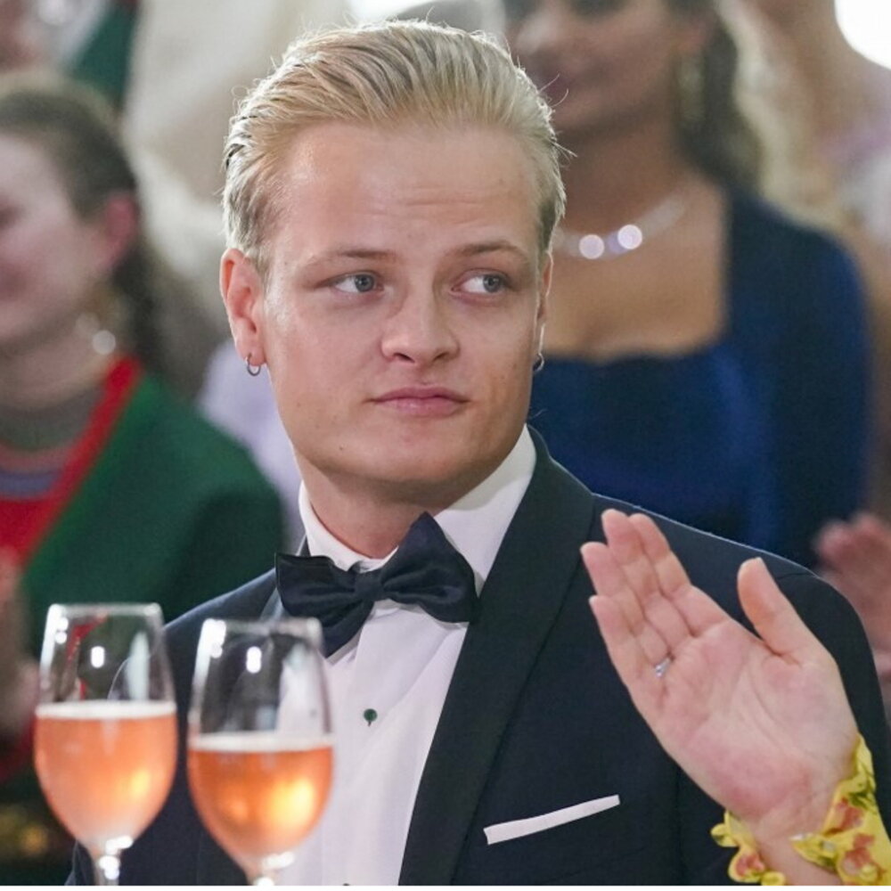Marius Borg Høiby figlio principessa Norvegia rischia 10 anni carcere stupro quattro donne