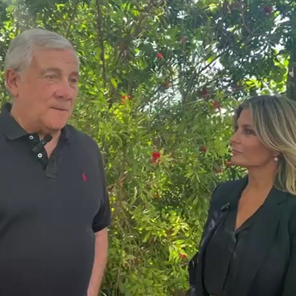 Tajani: la sfida di Forza Italia al centro contro la sinistra e i possibili accordi con Calenda
