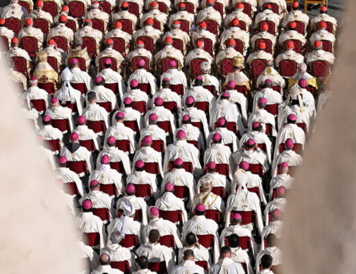 Abusi sessuali nel clero: in Italia oltre 1.000 sacerdoti coinvolti secondo il Rapporto Rete L’Abuso