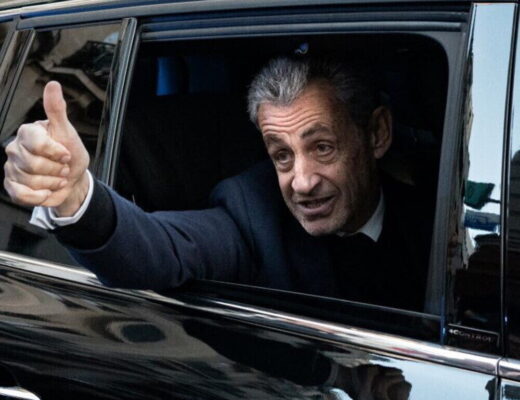 Scarcerazione Sarkozy: il 10 novembre la decisione dei giudici sull’ex presidente