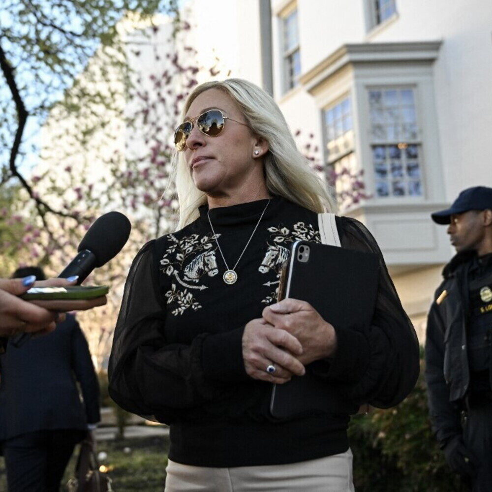 Marjorie Taylor Greene annuncia dimissioni dal Congresso dopo rottura con Trump