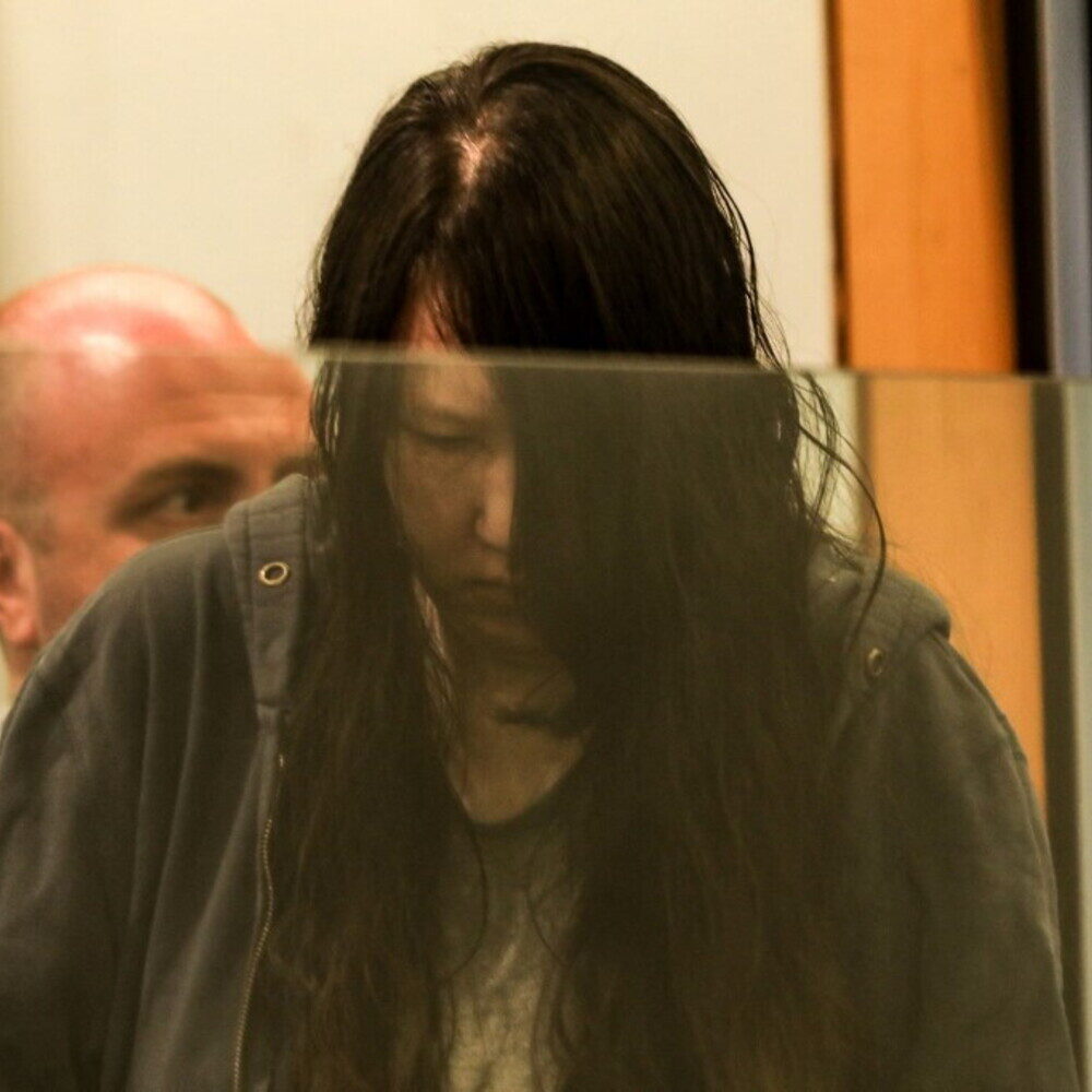 Madre condannata all'ergastolo per figlicidio: i corpi dei due figli in valigia