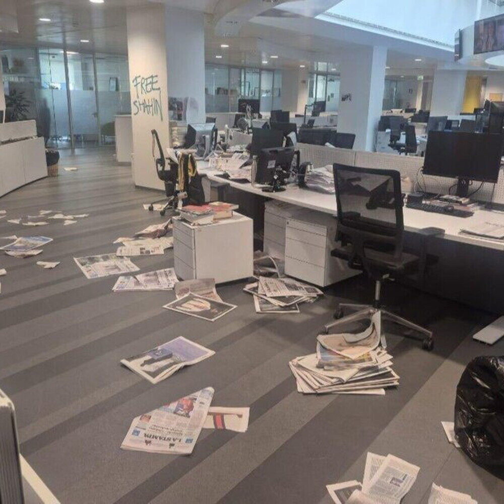 Assalto Pro-Pal alla redazione de La Stampa solidarietà di Mattarella e Meloni