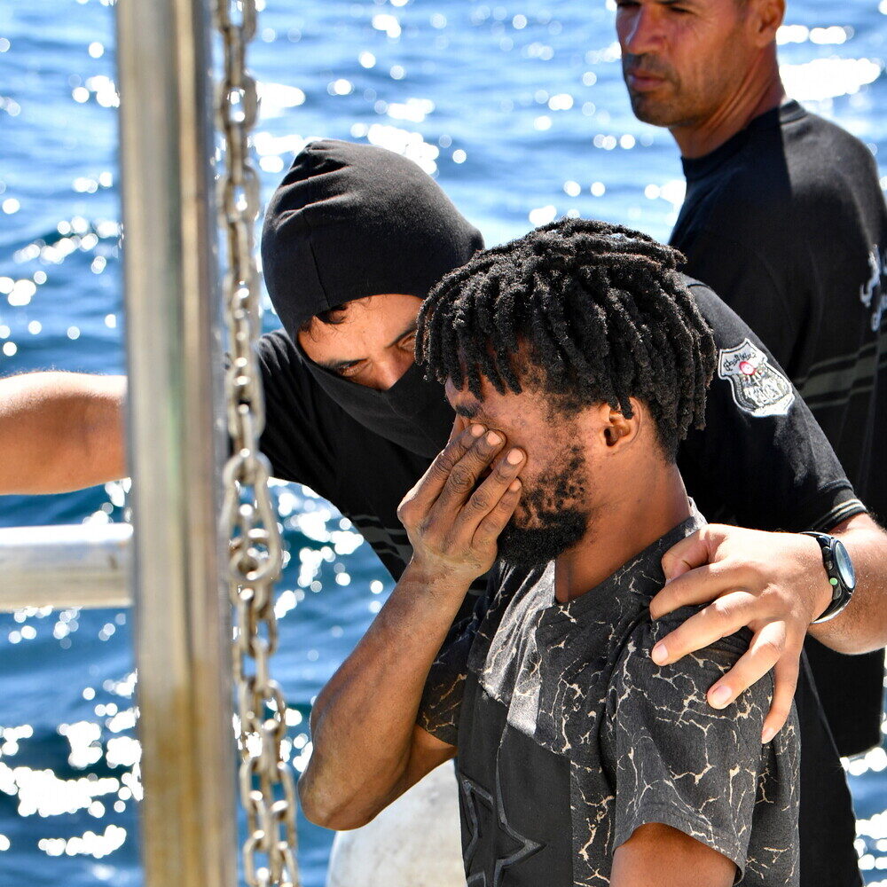 Migranti torturato in Libia denuncia aguzzino a Pozzallo: condanna a 20 anni